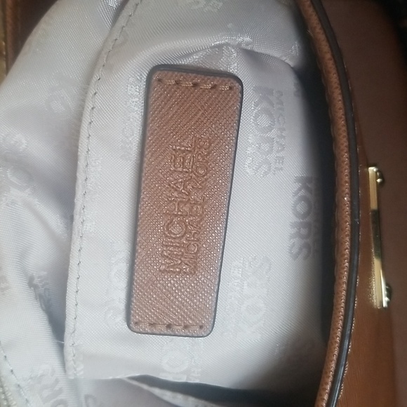 Michael Kors Handbag....Authentic!! - Picture 5 of 8
